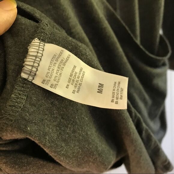 Reebok Open Back Long Sleeve Fitness Top (M) - Picture 8 of 10